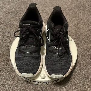 Reebok Liquifect 180 LS Running Shoes - Women’s Size 6